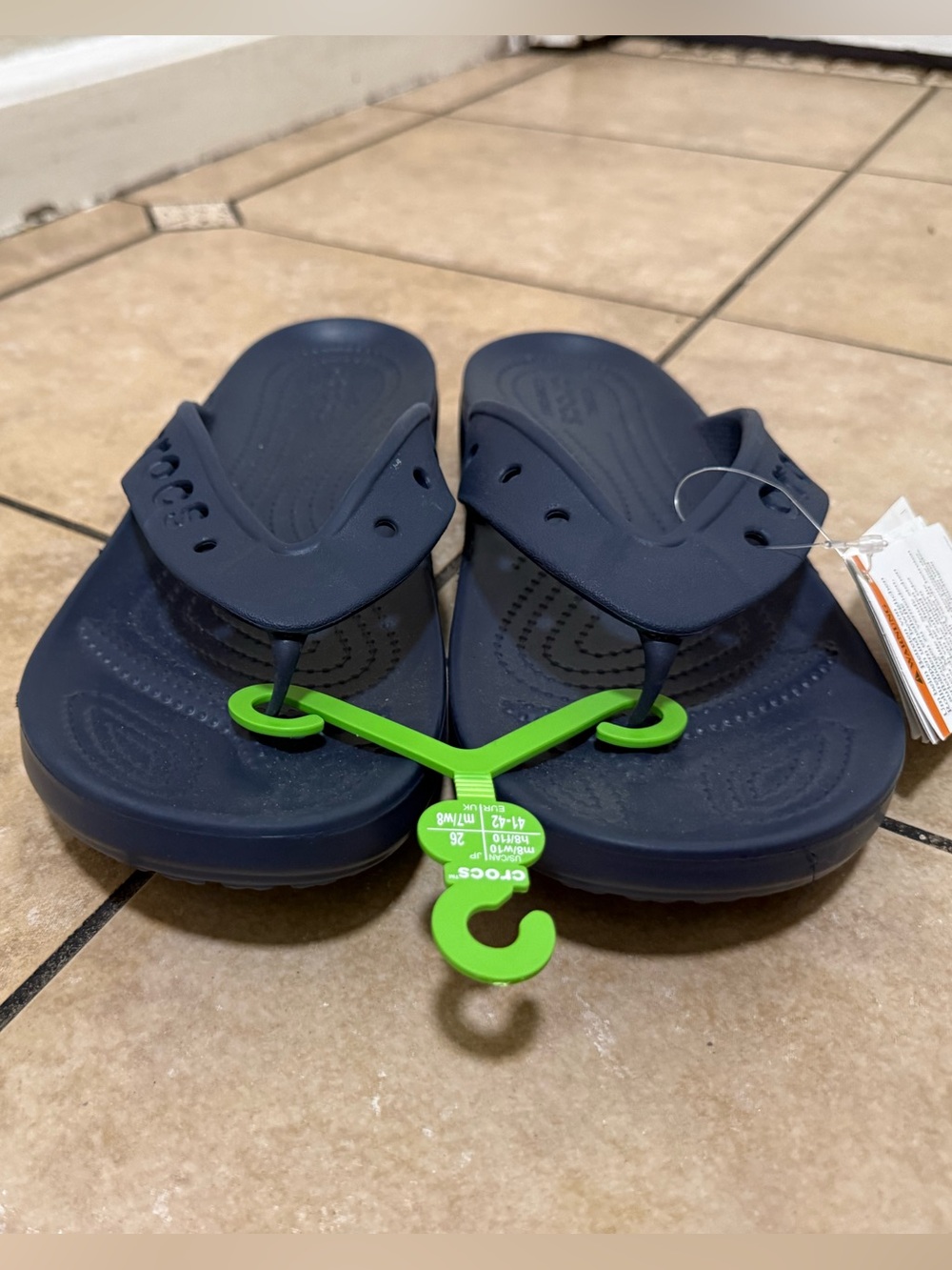 Women’s CROCS Navy Flip Flop Sandals - Picture 4 of 6